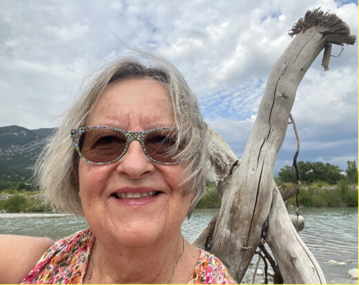 EN F�VRIER, JACQUELINE WOSINSKI VIENDRA PR�SENTER SON RECUEIL "SOUS L'ARCHE D'EUCALYPTUS" � MARSEILLE